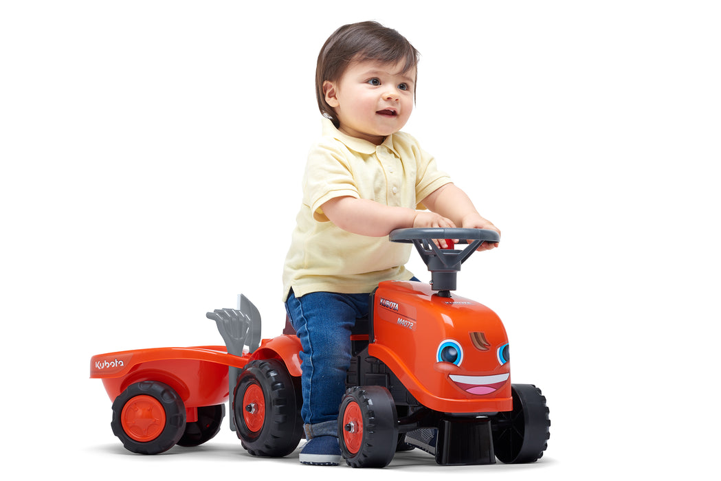Lauftraktor Kubota mit Anhänger,, Schaufel und Rechen