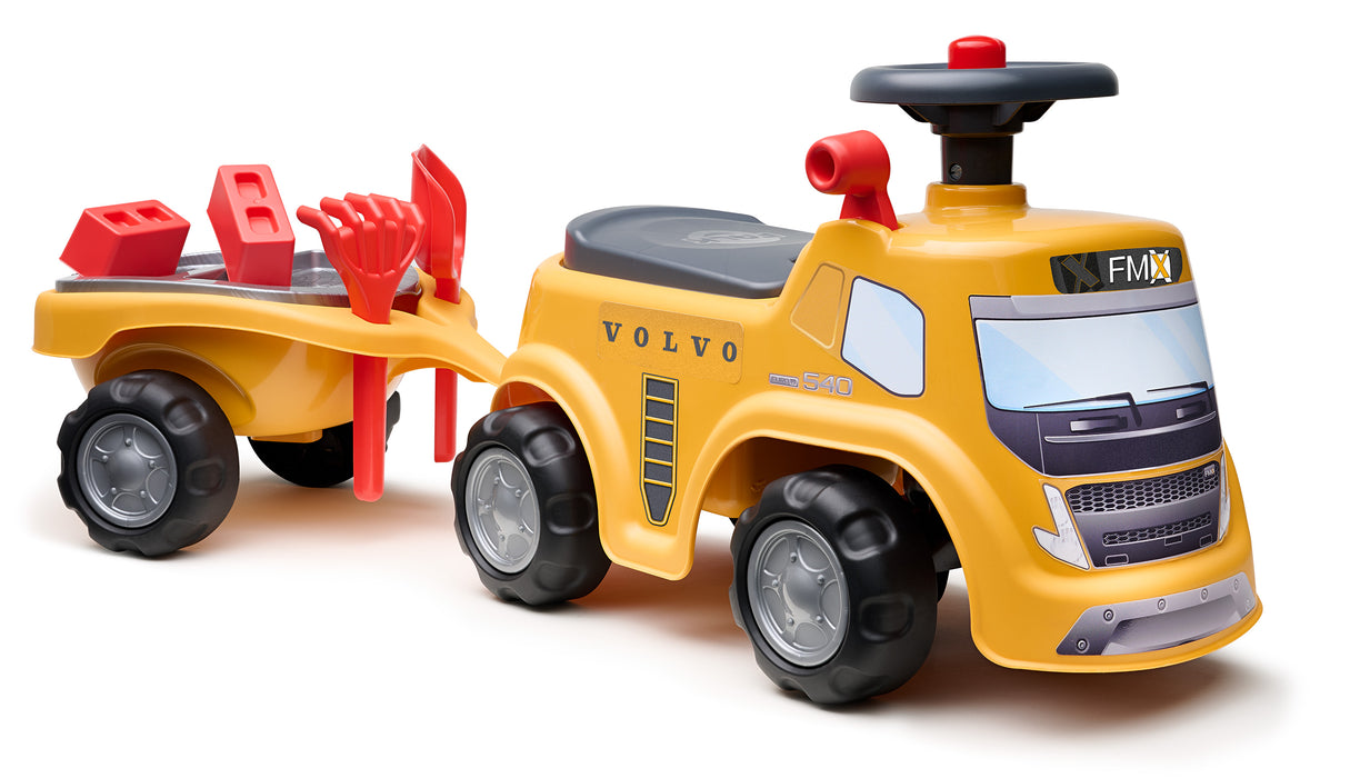 Rutscher Volvo, mit klappbarem Sitz, Anhänger und Sandspielzeug