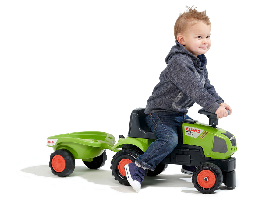 Lauftraktor Claas mit Anhänger