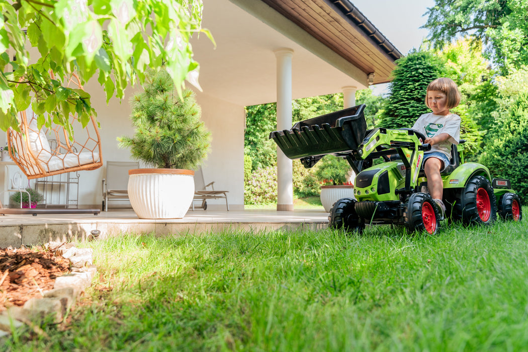 Trettraktor Claas Arion 430 mit Frontlader, Anhänger und Heckbagger