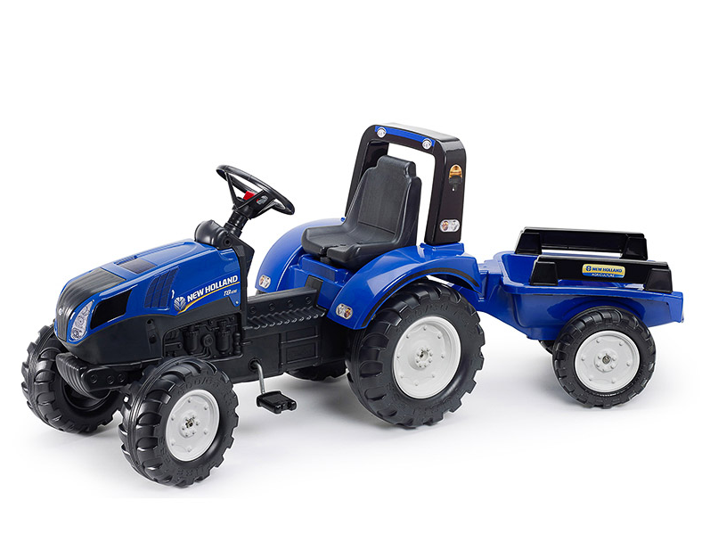 Trettraktor New Holland T8 mit Anhänger