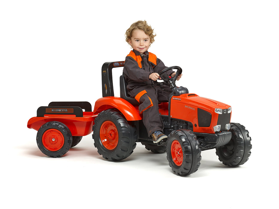 Trettraktor Kubota mit Anhänger