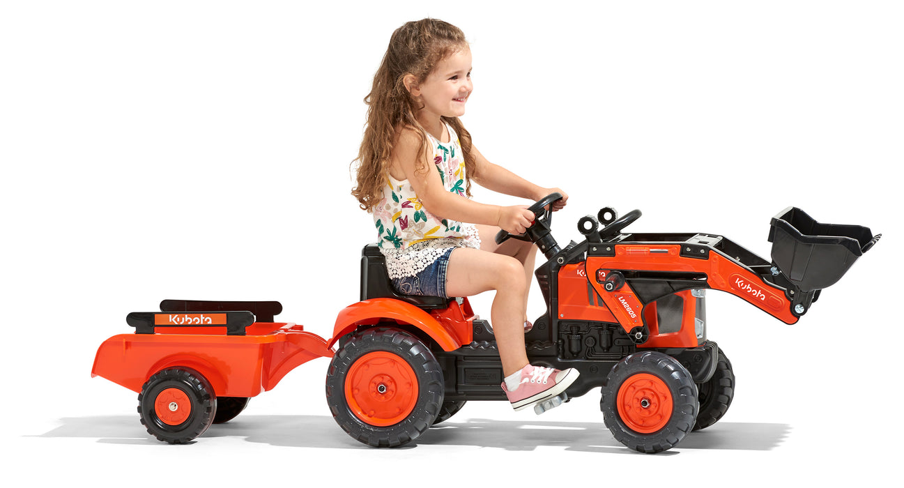 Trettraktor Kubota mit Frontlader und Anhänger